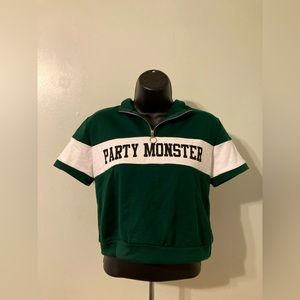 Short Semi Zipper Up Crop Top Shirt